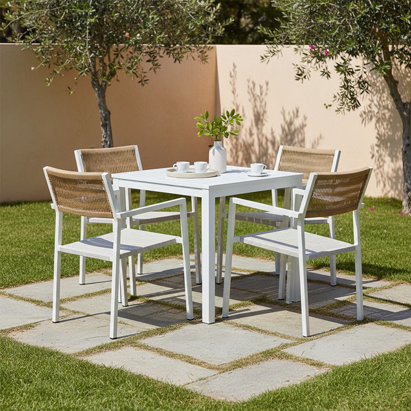 Tavolinë ngrënie Savor-Kliton set prej 5 pakoworld alumini i bardhë dhe rattan në ngjyrë natyrale 80x80x74cm