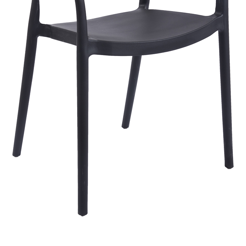 Fotel i palosshëm Ankara pakoworld pp në ngjyrë të zezë dhe rattan pe në ngjyrë natyrale 54x55.5x77cm