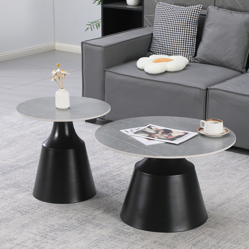 Tavolina kafeje Sculpt pakoworld set me 2 metal të zi-gur i sinterizuar mermer gri