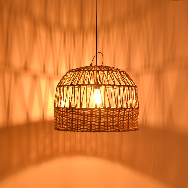 Llambë tavani Erdon Inart dru banane-rattan PE në ngjyrë natyrale Φ60x45cm