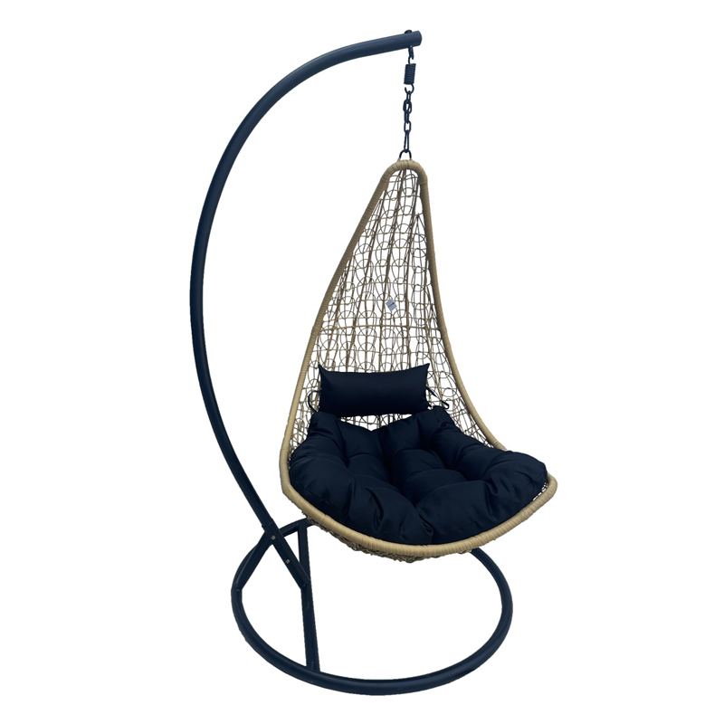 Fole lëkundëse me bazë Soleil pakoworld metal i zi-rattan pe natyral me jastëk të zi 120x95x195cm