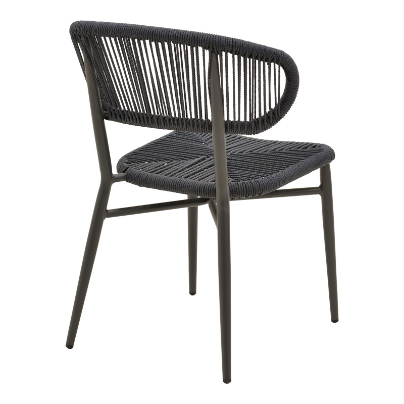 Karrige alumini-pe rattan Agus pakoworld e palosshme në nuancë të zezë 55x63x77cm
