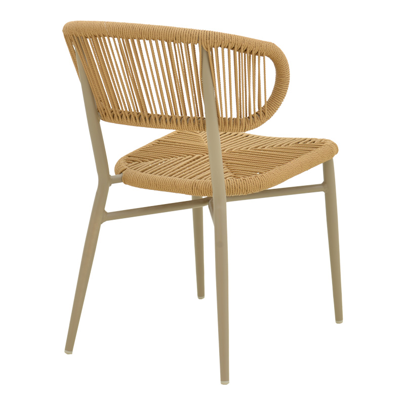 Karrige alumini kafe-pe rattan Agus pakoworld e palosshme në nuancë kafe 55x63x77cm