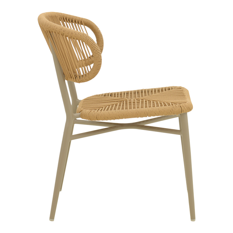 Karrige alumini kafe-pe rattan Agus pakoworld e palosshme në nuancë kafe 55x63x77cm